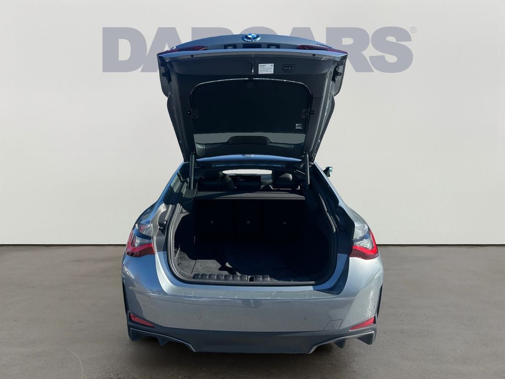 2025 BMW i4 xDrive40