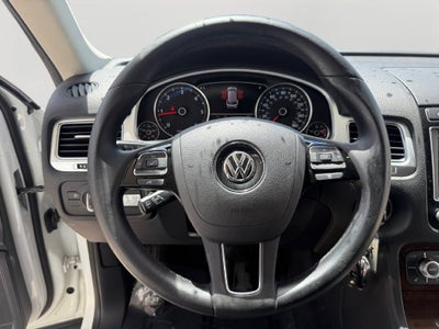 2016 Volkswagen Touareg V6 TDI Lux