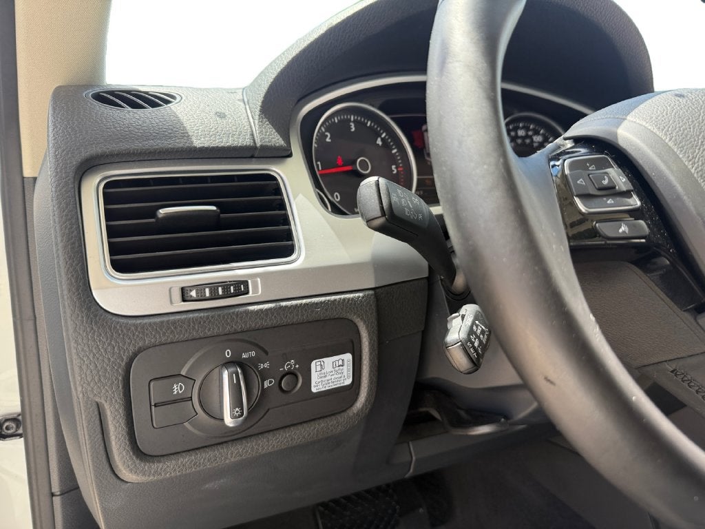 2016 Volkswagen Touareg V6 TDI Lux