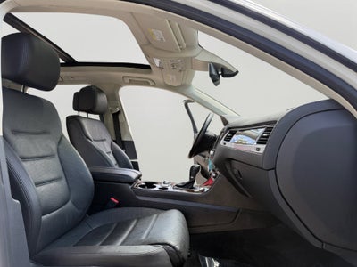 2016 Volkswagen Touareg V6 TDI Lux