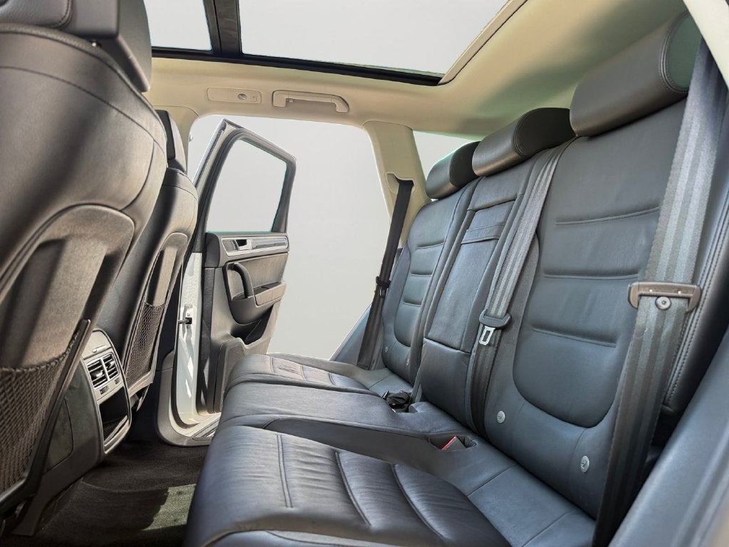 2016 Volkswagen Touareg V6 TDI Lux