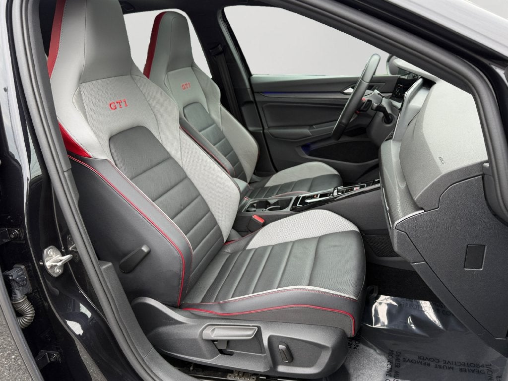 2023 Volkswagen Golf GTI Autobahn
