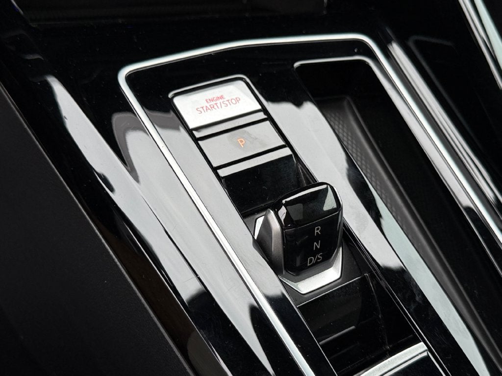 2023 Volkswagen Golf GTI Autobahn