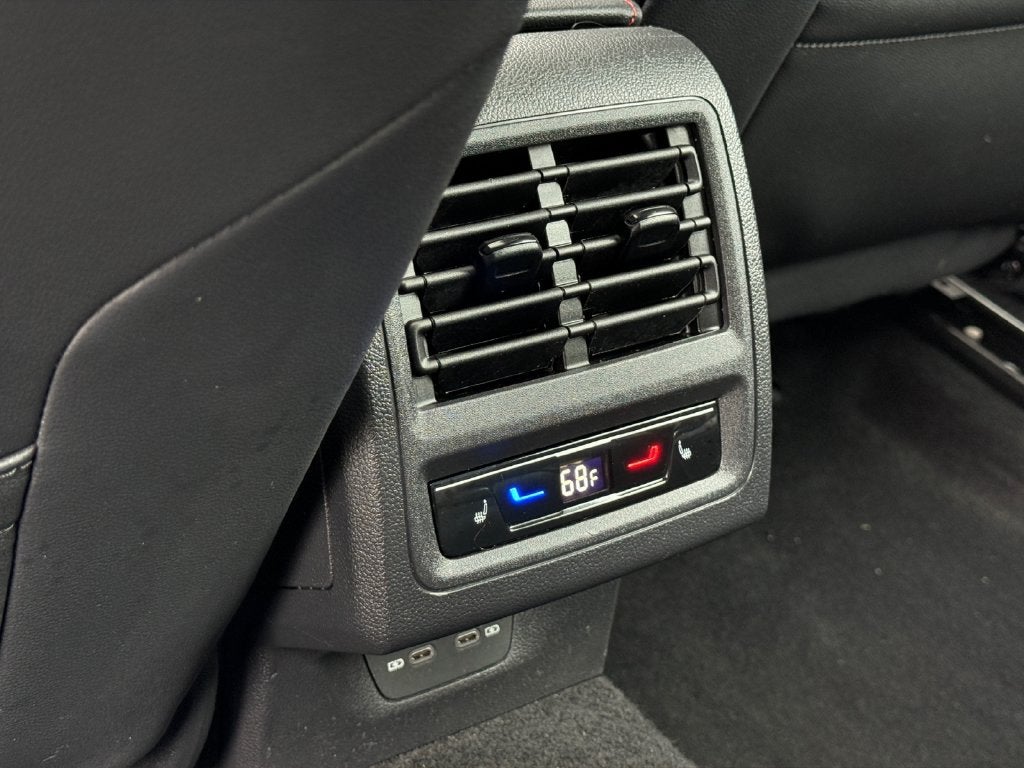 2023 Volkswagen Golf GTI Autobahn