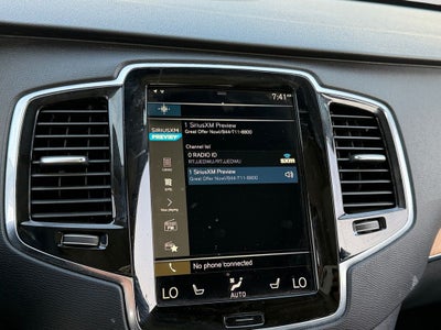 2021 Volvo XC90 T6 Momentum