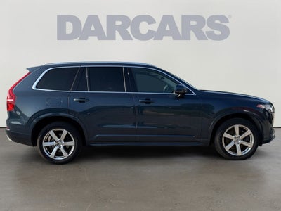 2021 Volvo XC90 T6 Momentum