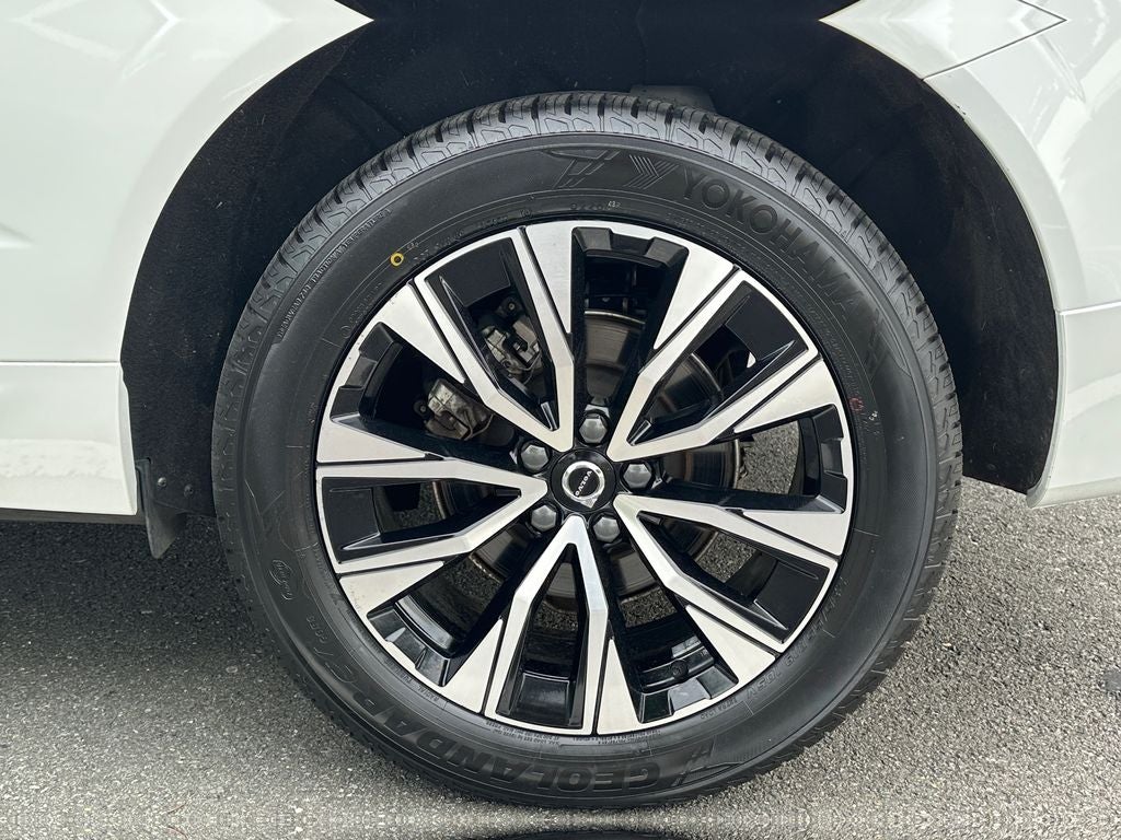 2023 Volvo XC60 B5 Core