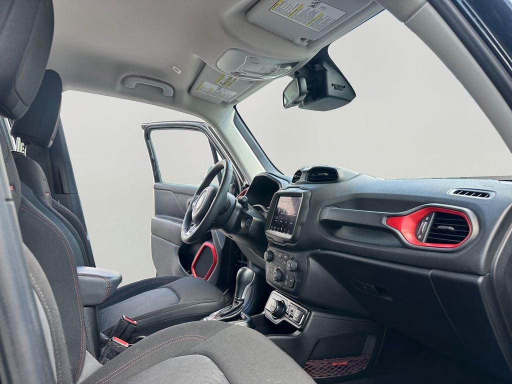 2023 Jeep Renegade Trailhawk